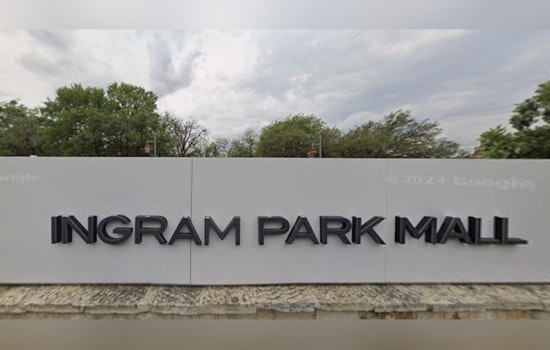 Bomb Scare Chaos Shuts Down Ingram Park Mall, Shoppers Dumped In Lot