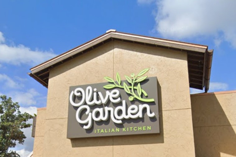 Breadstick Invasion: Olive Garden Plots Big Midlothian Debut for 2026