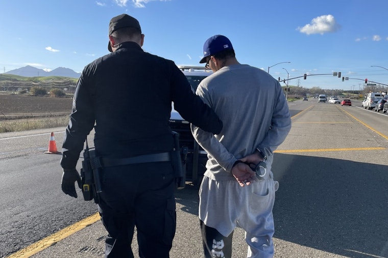 Brentwood Cops Collar Parolee Rolling In Car Tied To L.A. Stickup