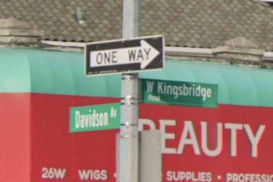 Bronx Cops Hunt Two-Woman Crew After Kingsbridge Corner Beatdown