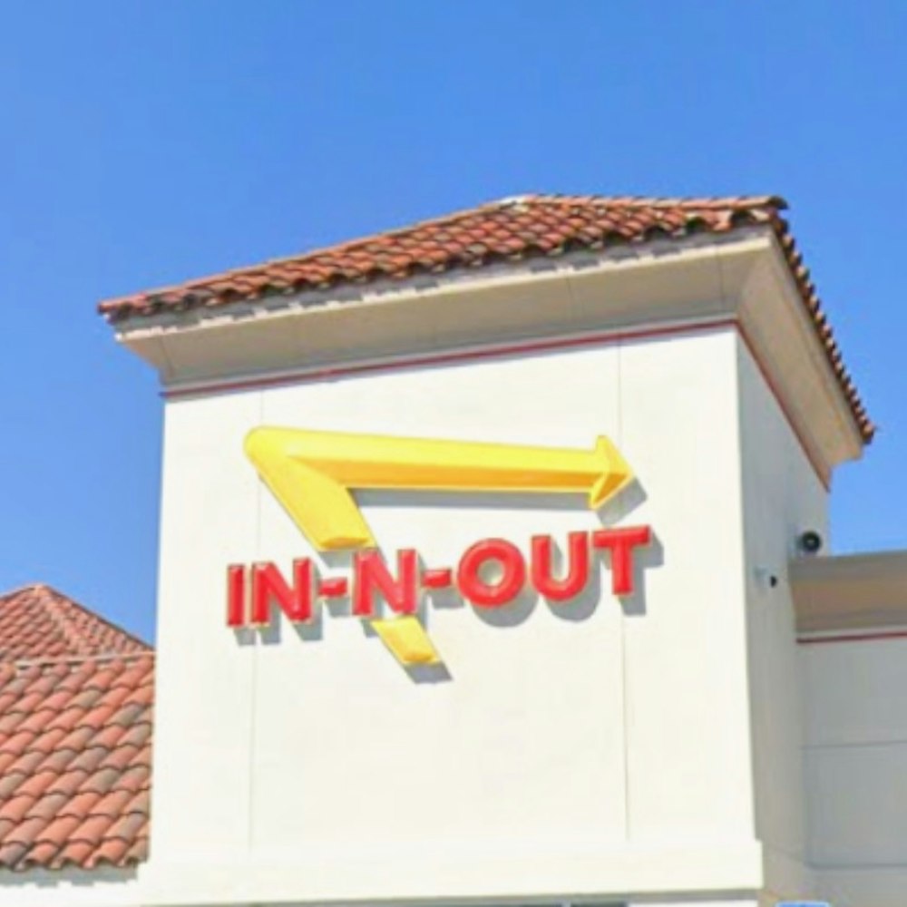 Burgers vs. Bumper-To-Bumper: La Mesa’s First In-N-Out Plan Heats Up Grossmont Corner