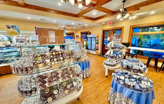 Burr Ridge Scores Sweet New Player As Kilwins Moves Into Village Center