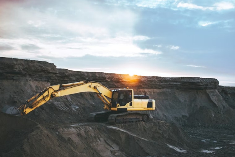 Canadian Miner Muscles In on Globe-Area Uranium Patch