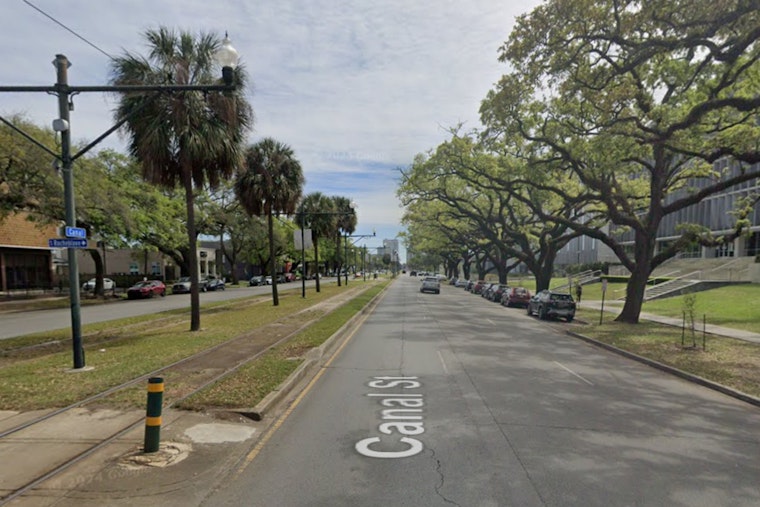Canal Street Turns Violent as Man Is Stabbed Near Mardi Gras Parade Route