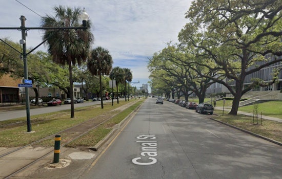 Canal Street Turns Violent as Man Is Stabbed Near Mardi Gras Parade Route