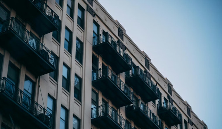 Cash-Strapped 87-Year-Old Takes Roommate to Stay in New York Walk-Up
