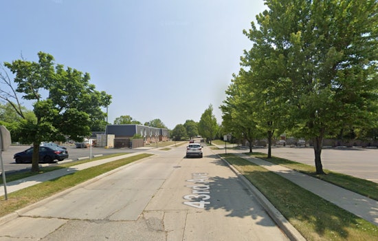 Chaos On 43rd Avenue As Kenosha Tenants Flee Apartment Inferno
