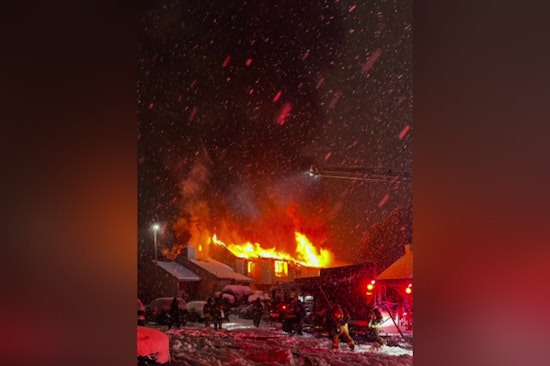 Charlotte Firefighters Battle Elements and Flames to Control Townhome Blaze With No Serious Injuries Reported