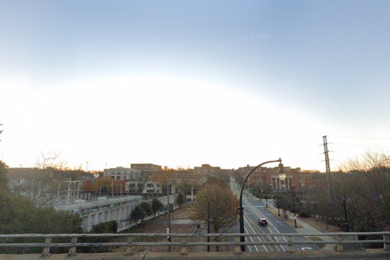 Charlotte Heads For Springy Weekend Warm-Up