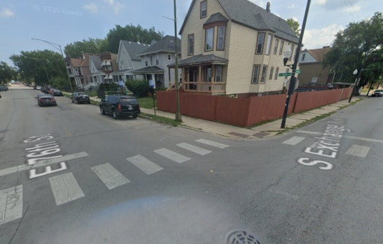Chicago SWAT Scene in South Shore Near 76th Street
