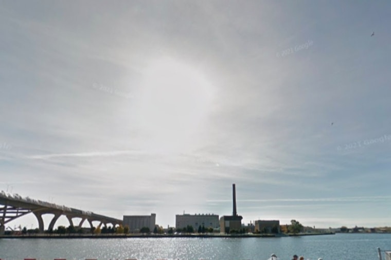 Chilly Milwaukee Wake Up With Choppy Lake Conditions as Small Craft Advisory Fades by 9 AM