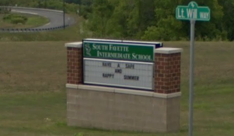 Citizen Science Lab Founder Visits South Fayette Students
