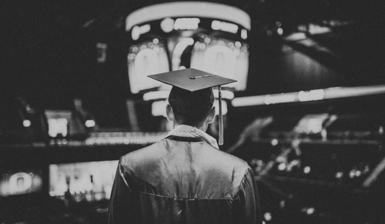 Cleveland Fed Sounds Alarm As New Grads Watch Job Edge Vanish