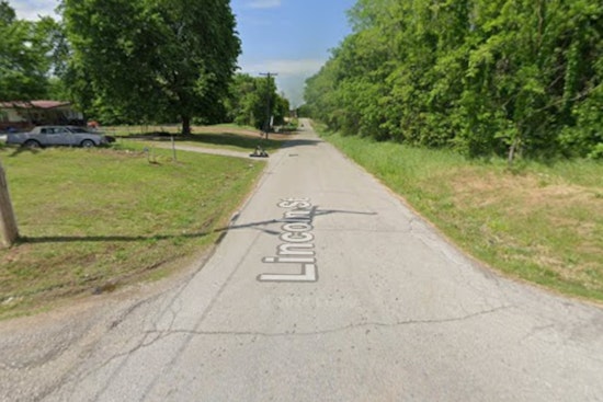Colt Gunned Down on Small-Town Street Rattles Tullahassee