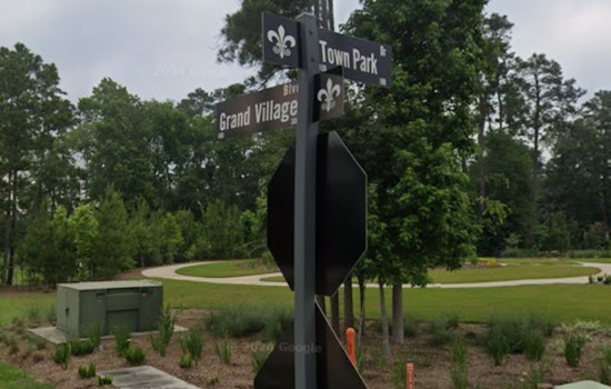 Conroe Woman, 72, Fatally Hit In Crosswalk By Turning Pickup
