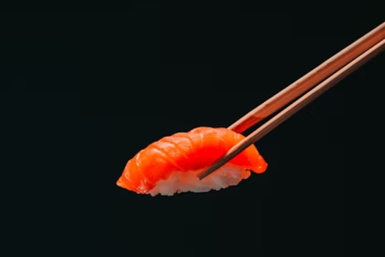 Conveyor Sushi Invasion Rolling Into Denton’s Rayzor Ranch