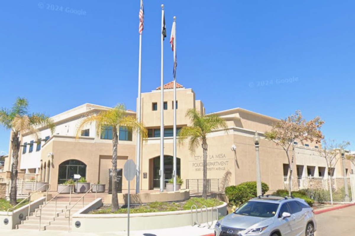 Cops, Chopper Sweep La Mesa Streets In Lake Park Mystery Hunt