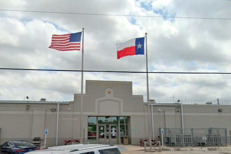 Cops Collar New Braunfels Fugitive On Child Indecency Warrants