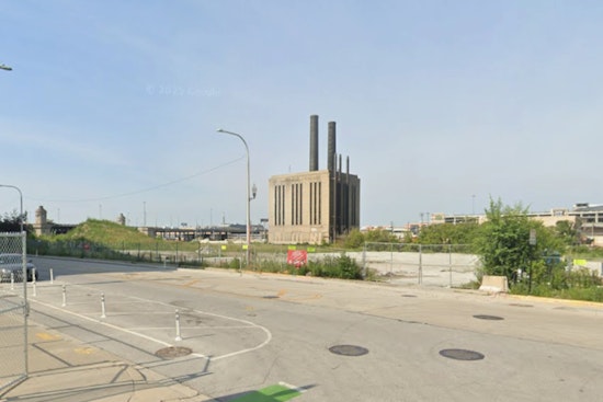 Crane Finally Rises At Long-Stalled 1010 S Wells Riverline Site