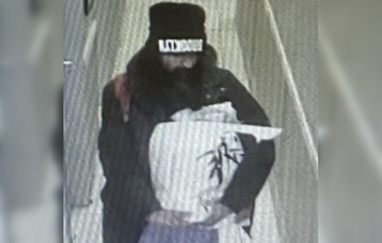 Creep on Q48 Sought After Groping Queens Girl, 13