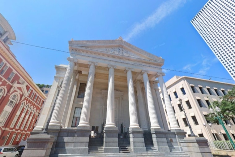 Crowds Pack Gallier Hall As Krewe d'Etat 'Dictator' Toasts NOLA Amid Budget Axe