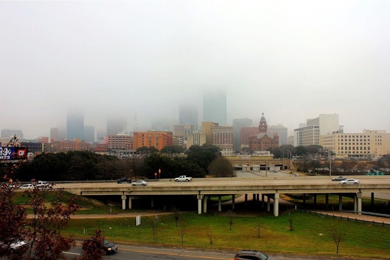 Dallas Wakes in a Fog, Then Soaks Up Presidents' Day Sunshine