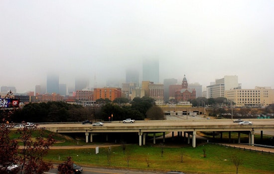 Dallas Wakes in a Fog, Then Soaks Up Presidents' Day Sunshine