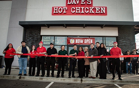 Spicy New Neighbor, Dave’s Hot Chicken Lands At The Commons In Federal Way