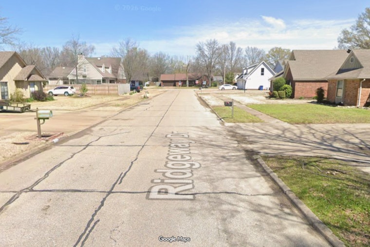 Deadly Ridgeway Crash Snarls East Memphis As Police Probe Nighttime Wreck