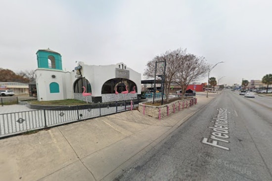Deco District Drama as Landlord Locks Up New Island-Style Burger Joint