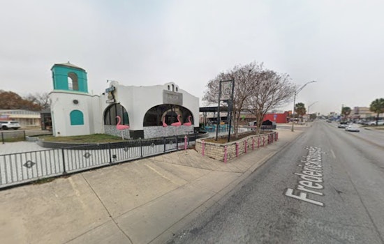 Deco District Drama as Landlord Locks Up New Island-Style Burger Joint