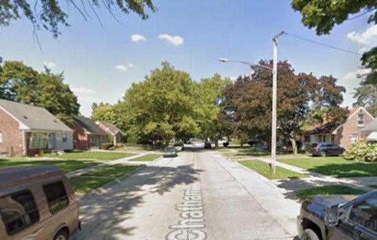 Detroit Driver Walks Away As West Side Sinkhole Eats His Pickup