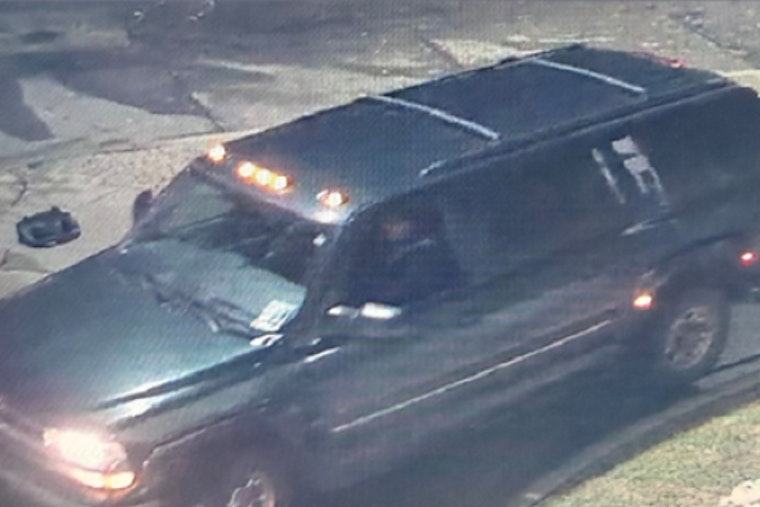 Detroit Good Samaritan Jacked At 3 A.M. Near I-75, Cops Hunt Couple