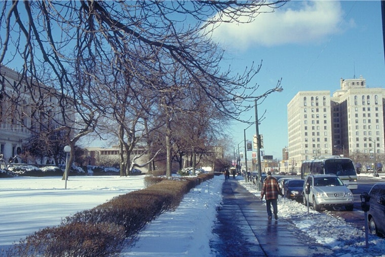 Detroit Soaks Up Saturday Sun Before Sneaky Overnight Snow