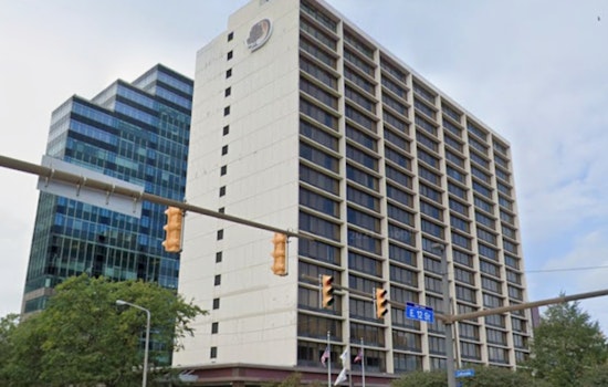 Downtown DoubleTree Shutters, Squeezing Cleveland's Hotel Scene