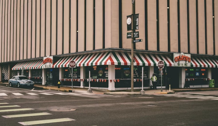 Downtown St. Louis Declares War on Empty Landmarks