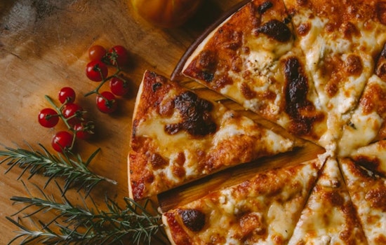 Drive-Thru Slice Spot Za Zoom Targets Alliance Commute Crowd