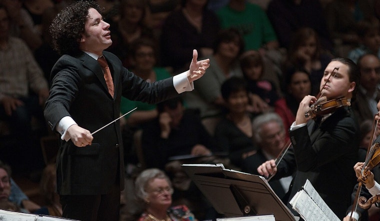 Dudamel Turns Hollywood Bowl Swan Song Into L.A.’s Hottest Goodbye Tour