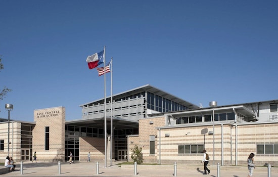 East Central High Kids Bolt Class at 11 Over ICE Raids