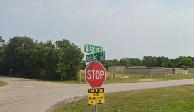 Gunman On The Loose After Baytown-Area Trailer Home Shooting