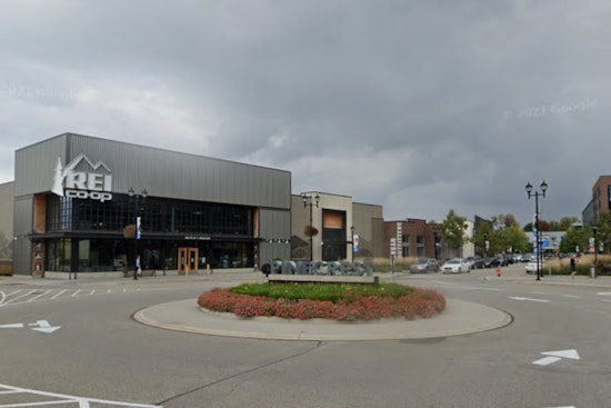 East Side Shopping Shakeup: Aritzia, Abercrombie Crash The Pinecrest Party