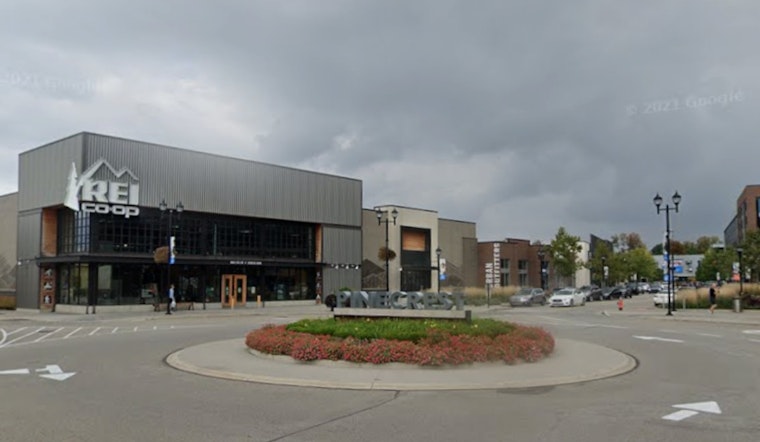 East Side Shopping Shakeup: Aritzia, Abercrombie Crash The Pinecrest Party
