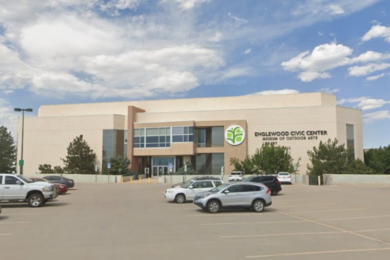 Englewood Bets on Aldi to Revive Its Deserted Big Boxes