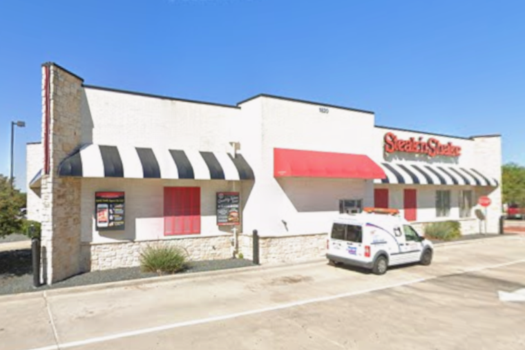 Family Lasagna And Old-School Charm Turn Ex-Steak 'n Shake Into McKinney's Cozy New Italian Hangout