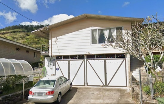 Fast-Moving Kalihi House Inferno Snuffed In Minutes By Honolulu Firefighters