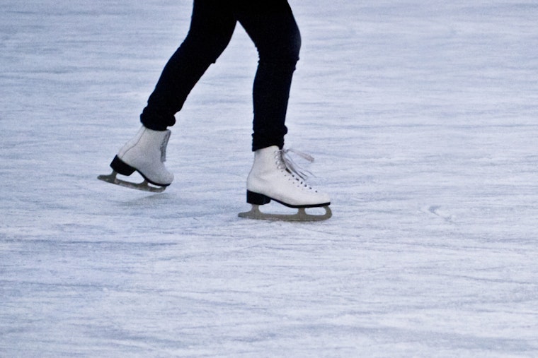 Federal Way Speedster Corinne Stoddard Snags 1500m Bronze In Milan Thriller