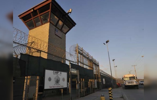 Feds' Own Health Corps Revolts Over Guantánamo Migrant Mission