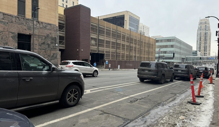 Feds Park Outside Minneapolis City Hall, Snag Police Spots and Creep Into Bike Lane: Councilor