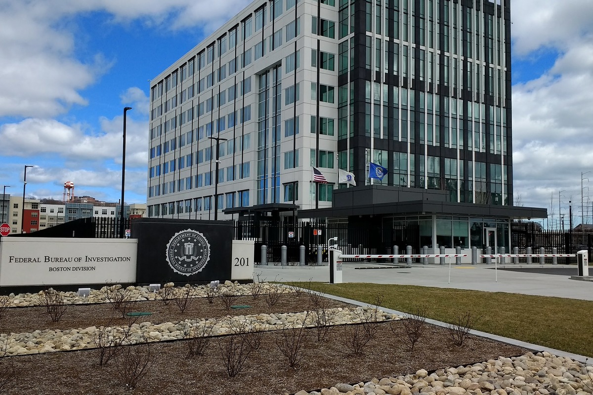 Flanagan Fumes Over 'Ridiculous' Signal Claim As Feds Zero In On Minneapolis