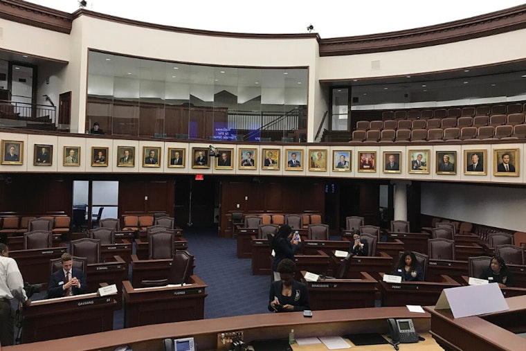 Florida Senate Says Amen to Armed Worship Volunteers